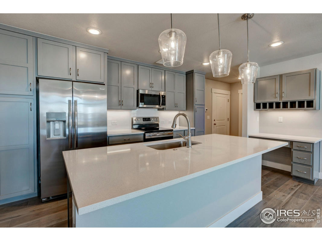 285 HIGH POINT DR # 206, LONGMONT, CO 80504, photo 1 of 22